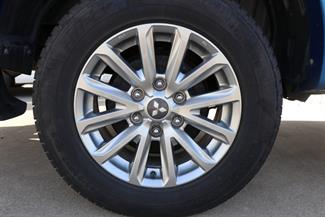 2015 Mitsubishi Triton - Thumbnail