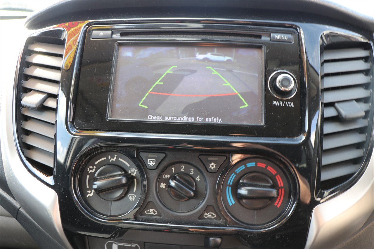 2015 Mitsubishi Triton