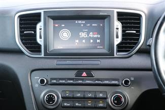 2017 Kia Sportage - Thumbnail