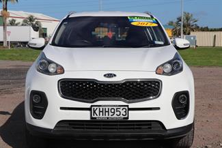 2017 Kia Sportage - Thumbnail