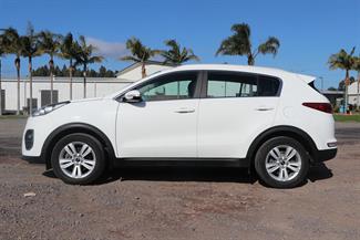 2017 Kia Sportage - Thumbnail