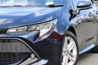 2018 Toyota Corolla - Thumbnail