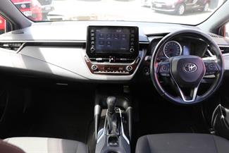 2018 Toyota Corolla - Thumbnail