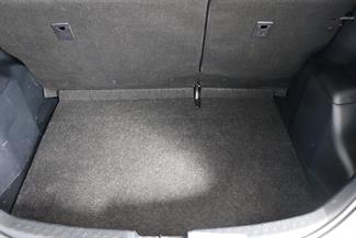2014 Toyota Aqua - Thumbnail