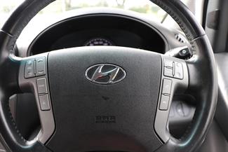 2019 Hyundai Imax - Thumbnail