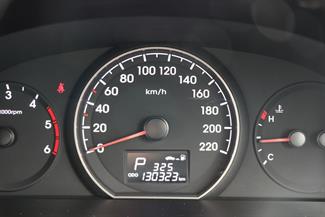 2019 Hyundai Imax - Thumbnail