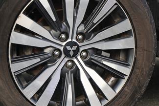 2019 Mitsubishi Outlander - Thumbnail