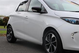 2017 Renault Zoe - Thumbnail