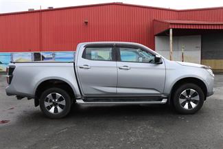 2021 Isuzu D-Max - Thumbnail