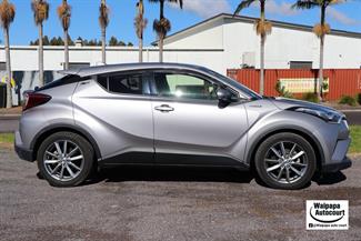 2019 Toyota C-Hr - Thumbnail