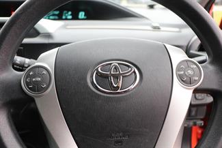2014 Toyota Aqua - Thumbnail