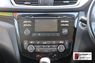 2017 Nissan Qashqai - Thumbnail
