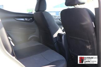 2017 Nissan Qashqai - Thumbnail