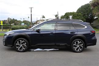 2021 Subaru Outback - Thumbnail