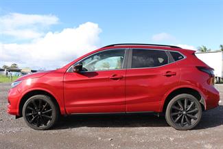 2021 Nissan Qashqai - Thumbnail