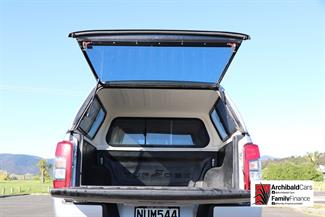 2022 Mitsubishi Triton - Thumbnail