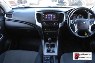 2022 Mitsubishi Triton - Thumbnail