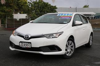 2016 Toyota Corolla - Thumbnail