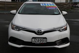 2016 Toyota Corolla - Thumbnail