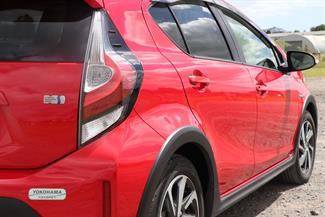 2017 Toyota Aqua - Thumbnail