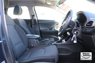 2023 Hyundai I30 - Thumbnail