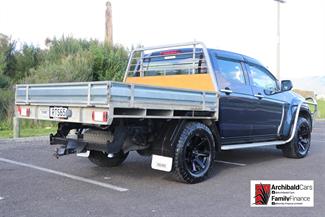2017 Isuzu D-Max - Thumbnail