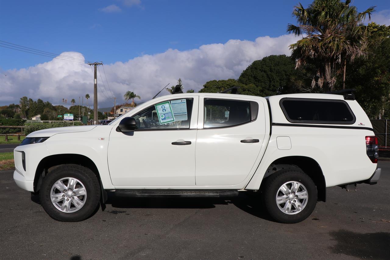 2022 Mitsubishi Triton