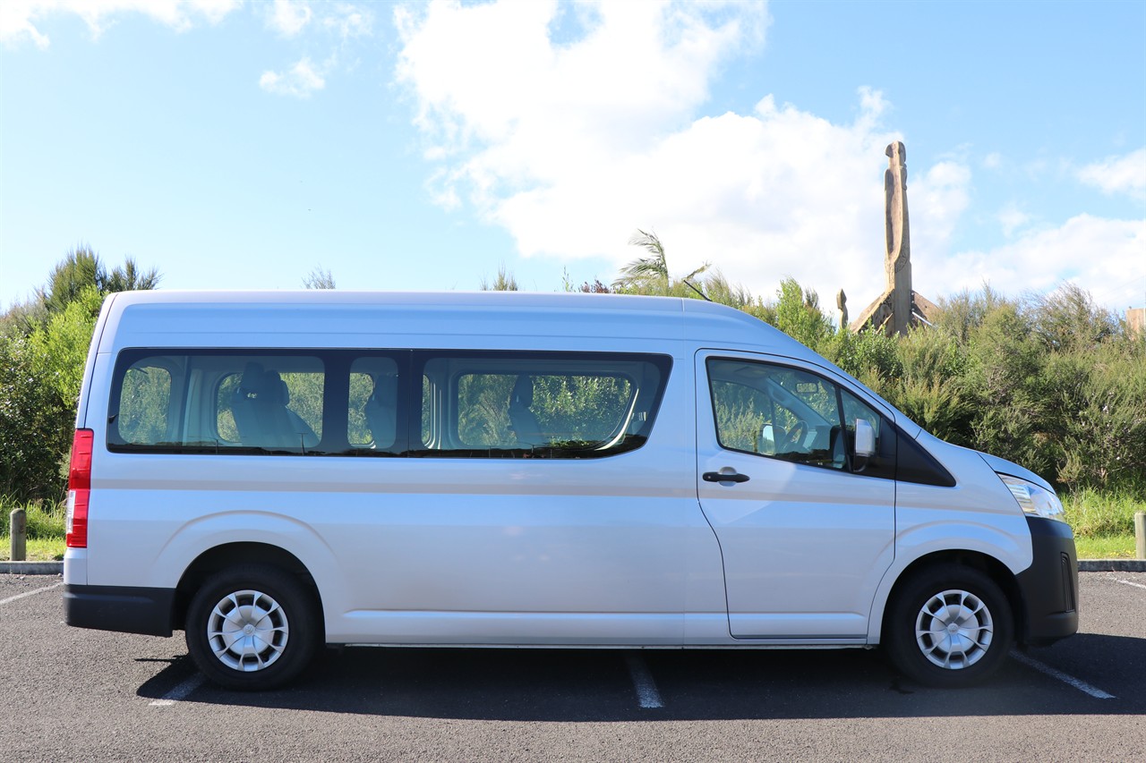 2022 Toyota Hiace