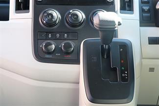 2022 Toyota Hiace - Thumbnail