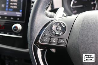 2021 Mitsubishi Outlander - Thumbnail