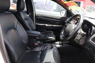 2023 Mitsubishi ASX - Thumbnail