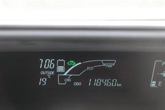 2017 Toyota Aqua - Thumbnail