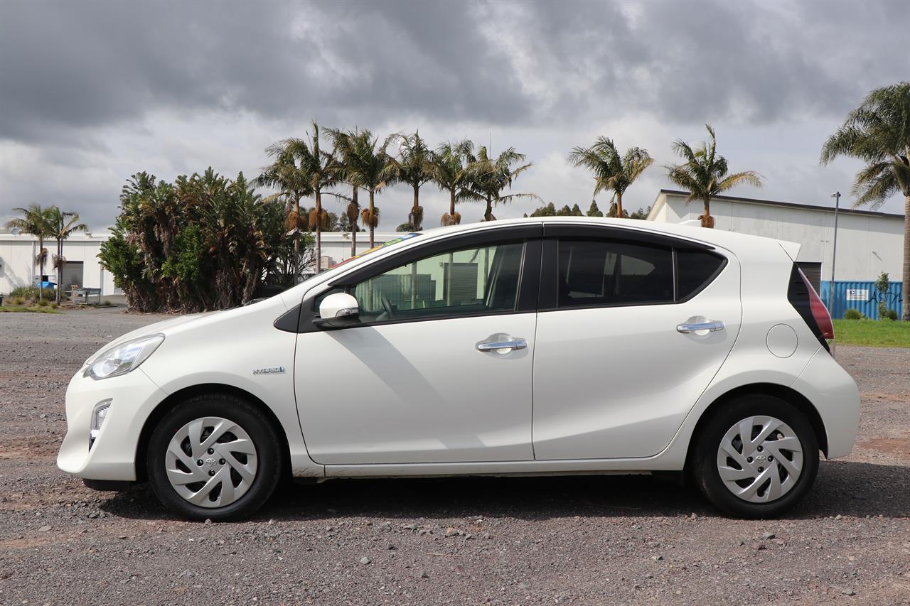 2017 Toyota Aqua