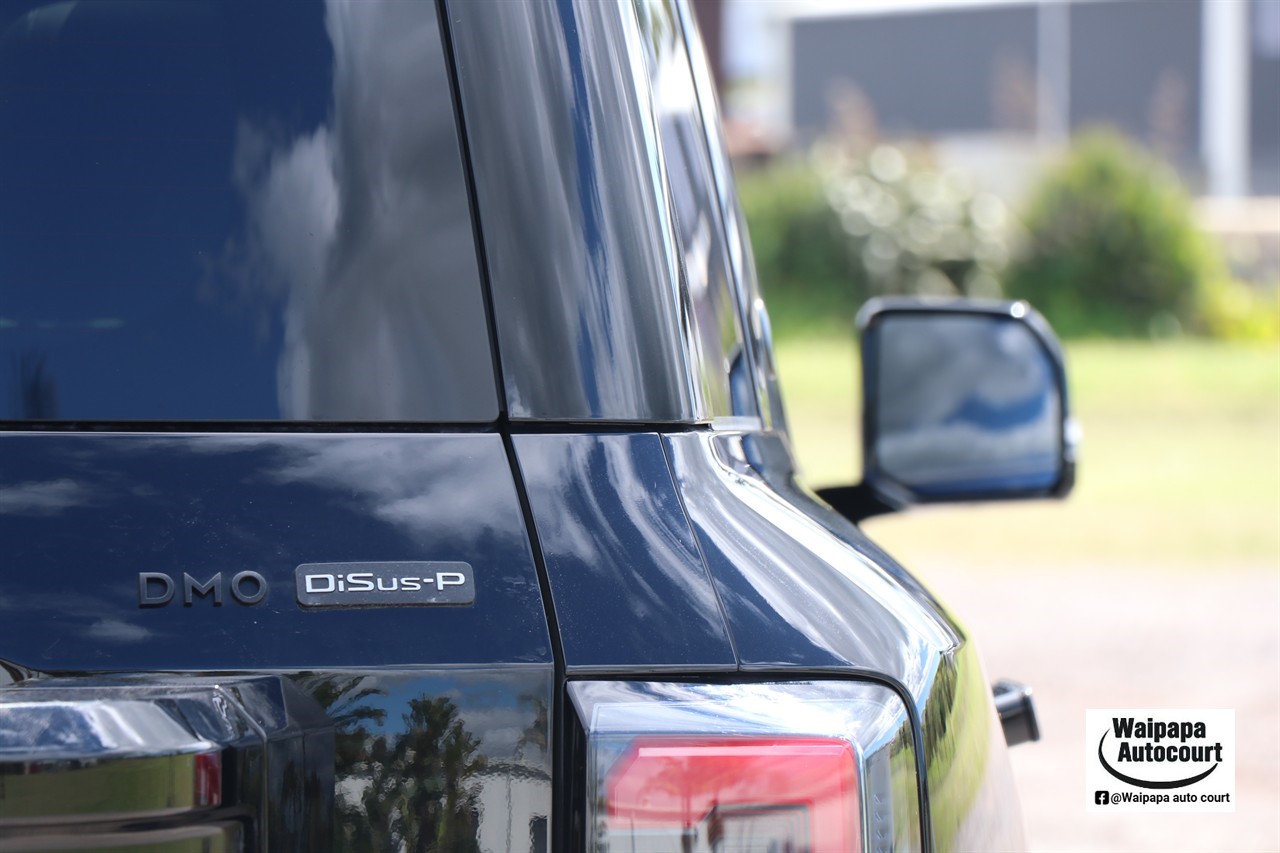2026 Denza B8