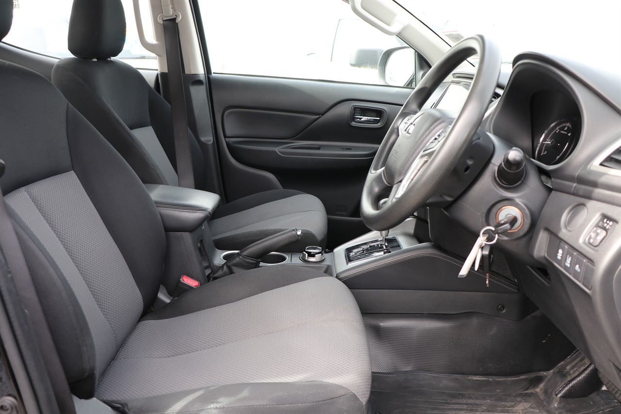 2022 Mitsubishi Triton