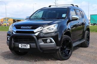 2020 Isuzu MU-X - Thumbnail