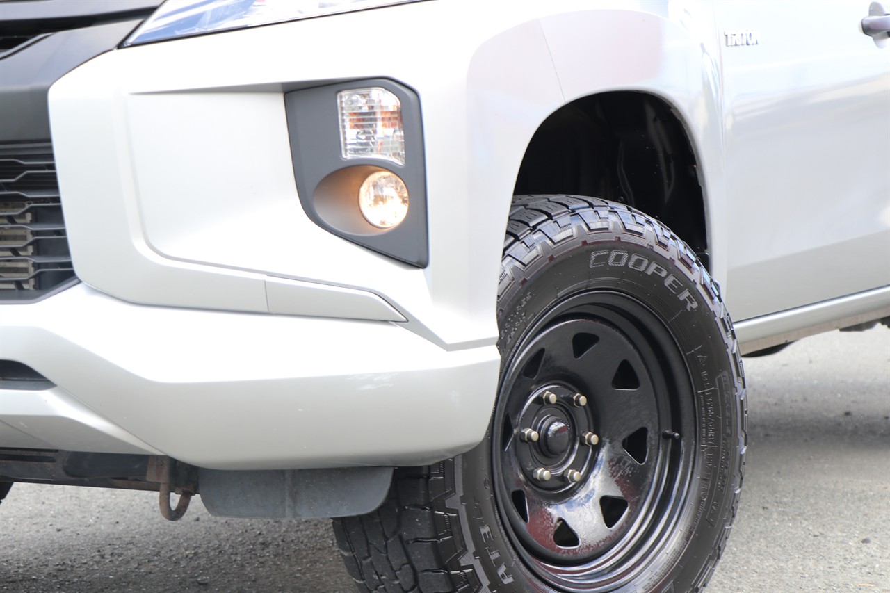 2022 Mitsubishi Triton