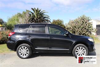 2010 Toyota Vanguard - Thumbnail