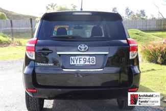 2010 Toyota Vanguard - Thumbnail