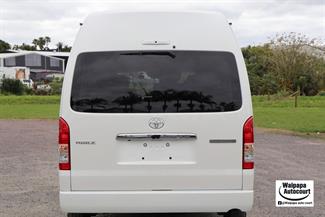 2025 Toyota Hiace - Thumbnail