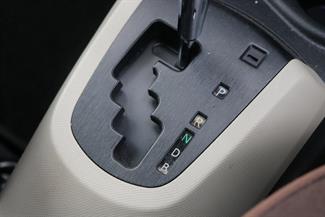 2014 Toyota Aqua - Thumbnail