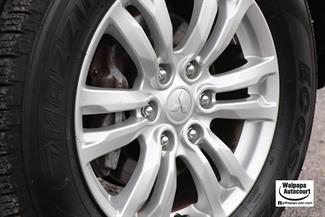 2014 Mitsubishi Pajero - Thumbnail
