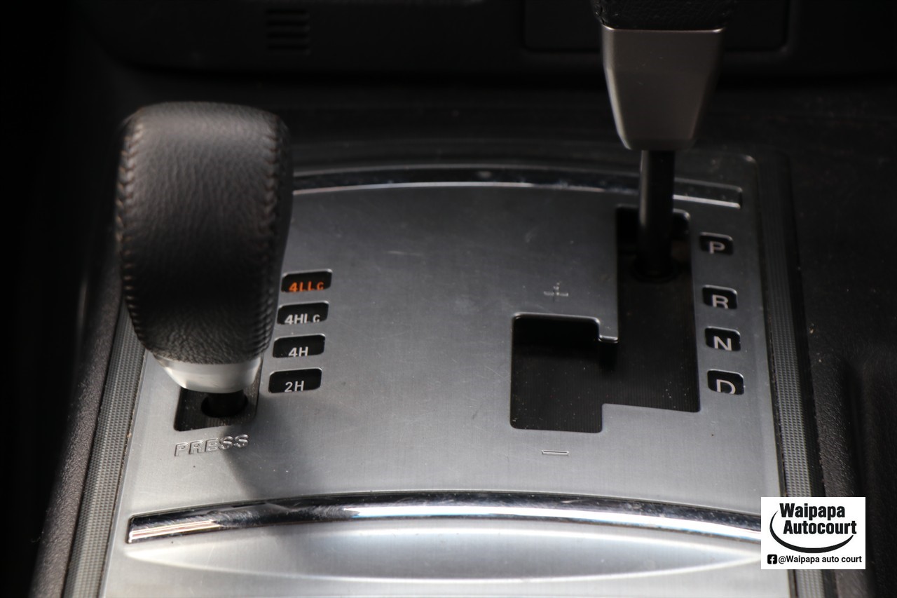 2014 Mitsubishi Pajero