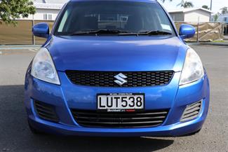 2012 Suzuki Swift - Thumbnail