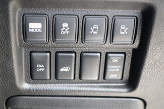 2012 Nissan Elgrand - Thumbnail