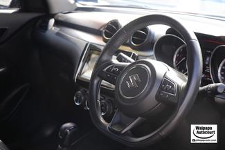 2022 Suzuki Swift - Thumbnail