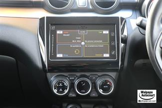 2022 Suzuki Swift - Thumbnail