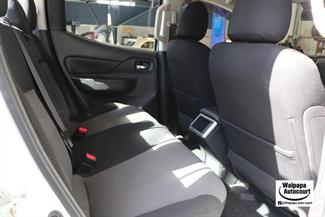 2021 Mitsubishi Triton - Thumbnail