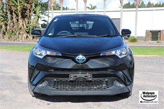 2017 Toyota C-Hr - Thumbnail