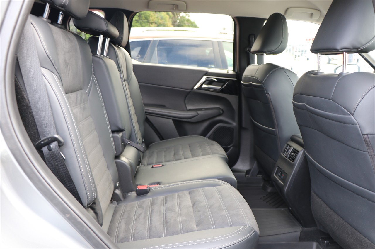 2024 Mitsubishi Outlander